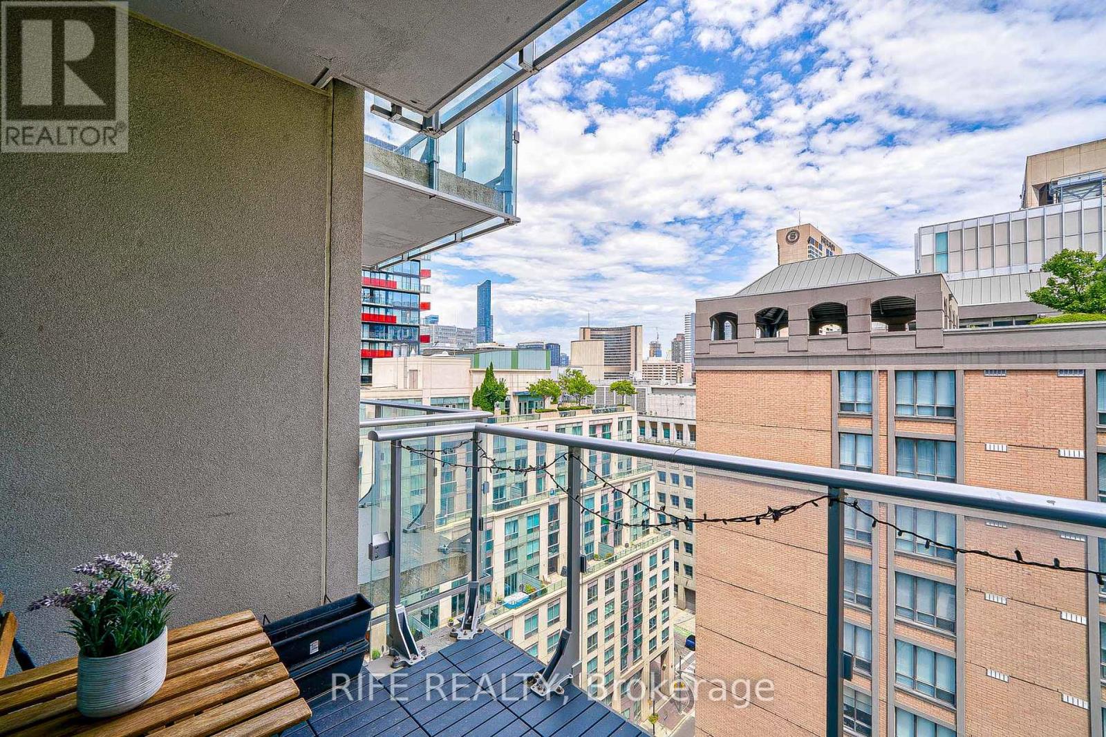 1503 - 199 Richmond Street W, Toronto, Ontario  M5V 0H4 - Photo 33 - C12880384