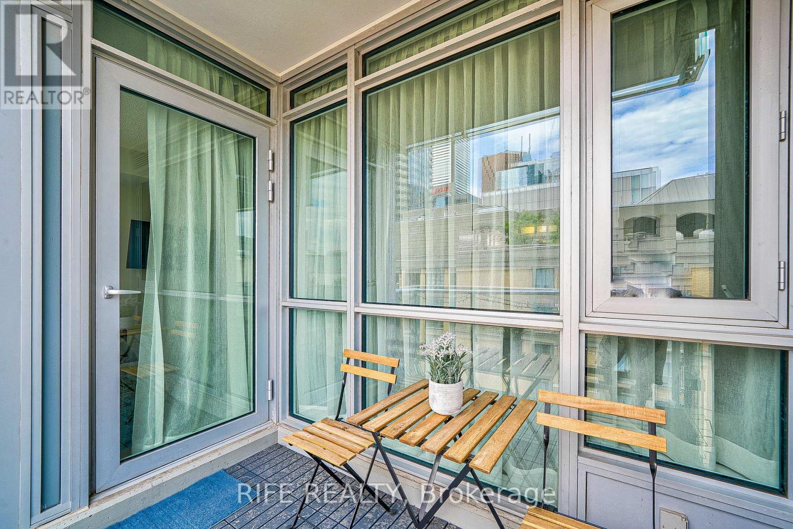 1503 - 199 Richmond Street W, Toronto, Ontario  M5V 0H4 - Photo 35 - C12880384