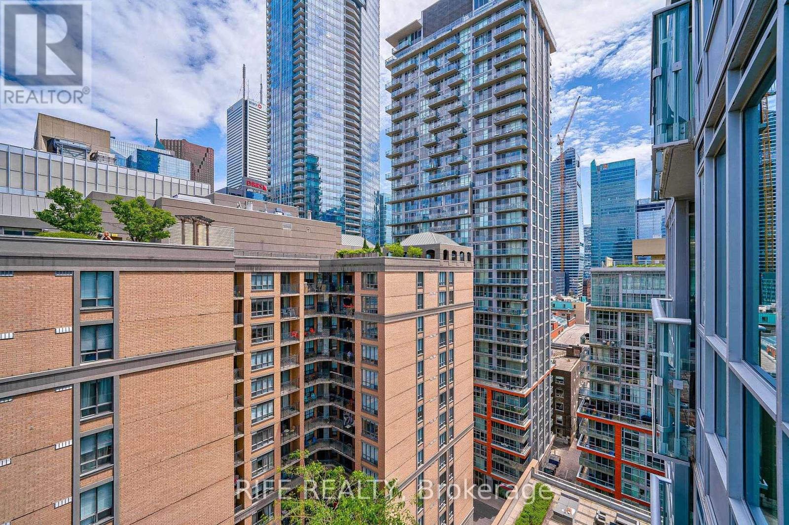 1503 - 199 Richmond Street W, Toronto, Ontario  M5V 0H4 - Photo 39 - C12880384