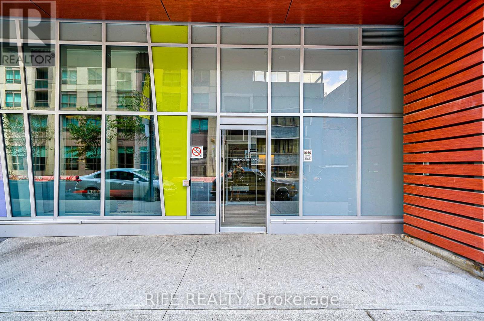 1503 - 199 Richmond Street W, Toronto, Ontario  M5V 0H4 - Photo 4 - C12880384