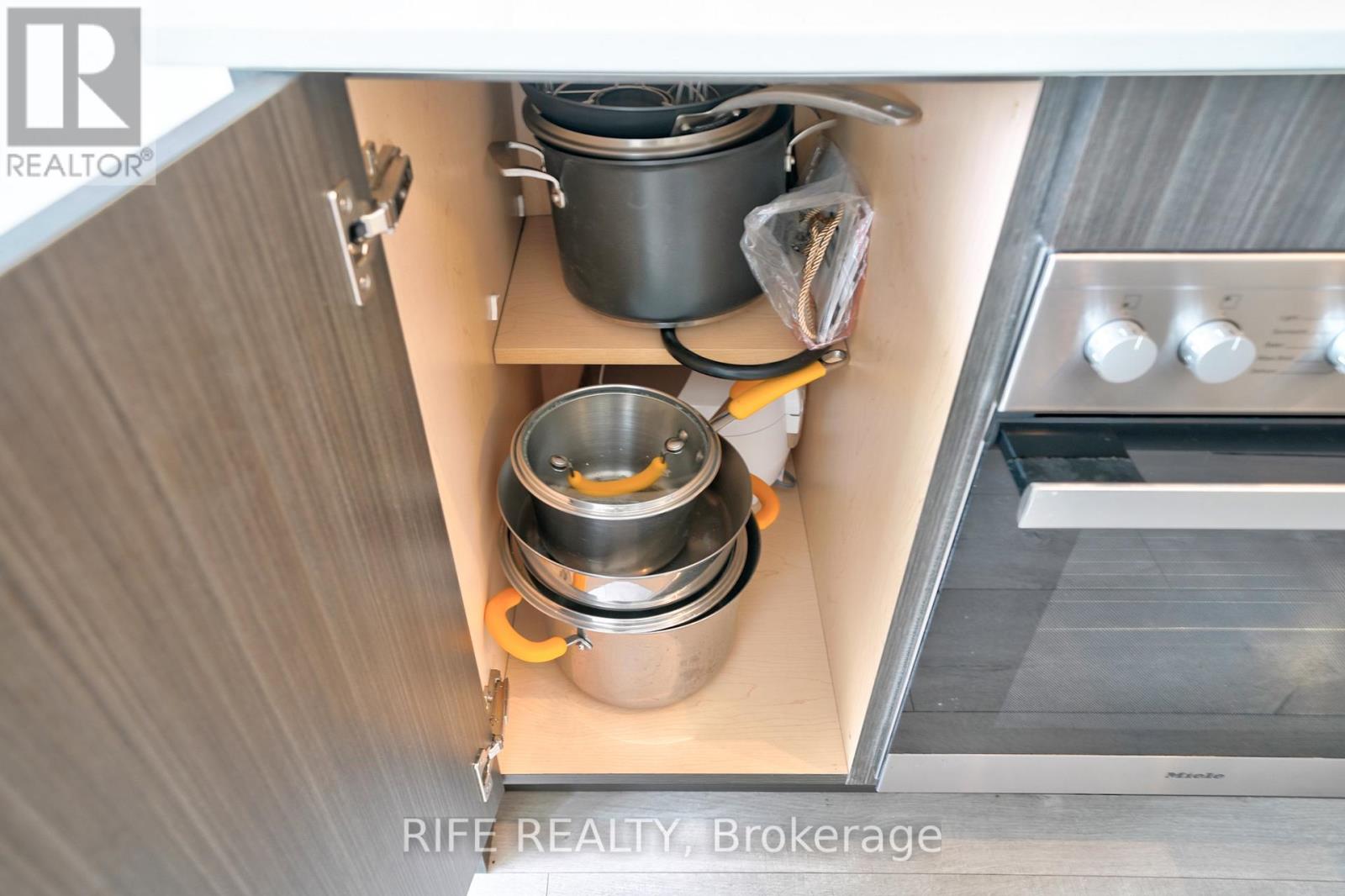 1503 - 199 Richmond Street W, Toronto, Ontario  M5V 0H4 - Photo 44 - C12880384