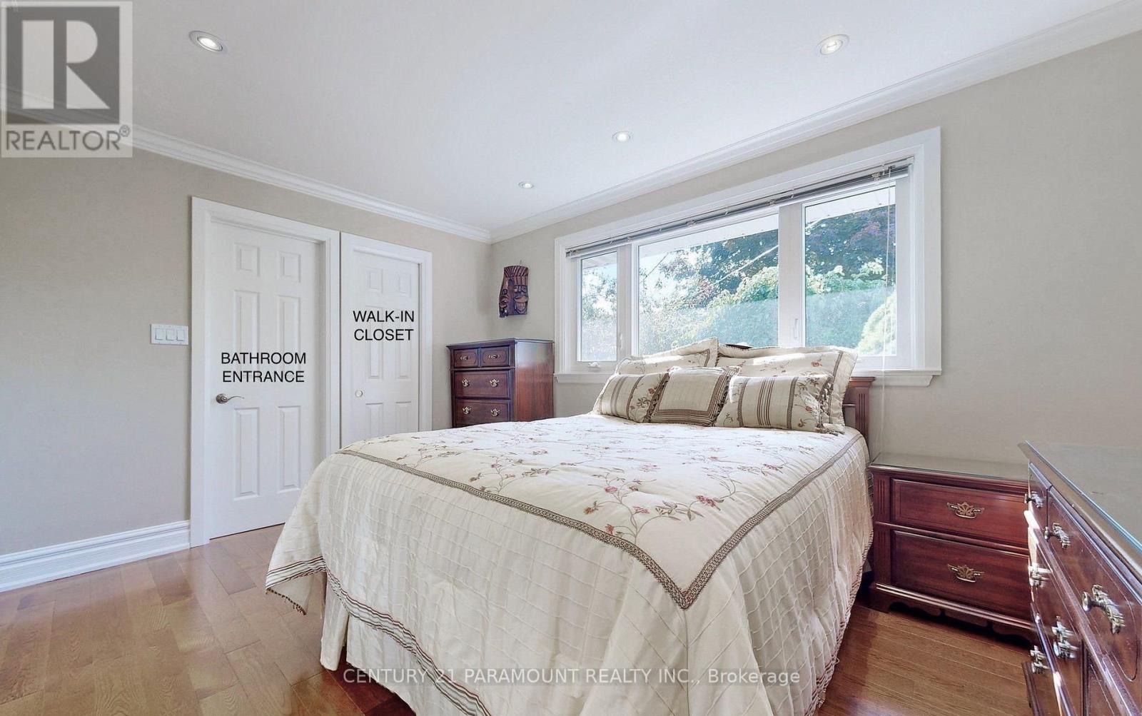 8 Waterfield Drive, Toronto, Ontario  M1P 3W5 - Photo 15 - E12880346