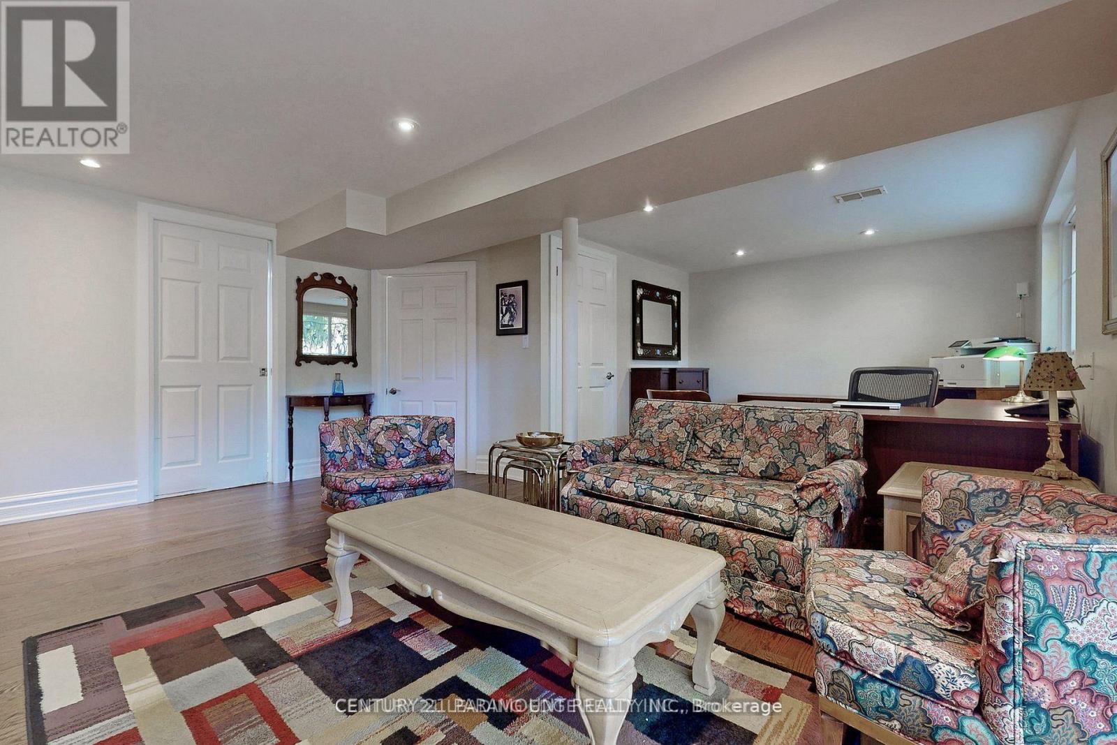 8 Waterfield Drive, Toronto, Ontario  M1P 3W5 - Photo 24 - E12880346