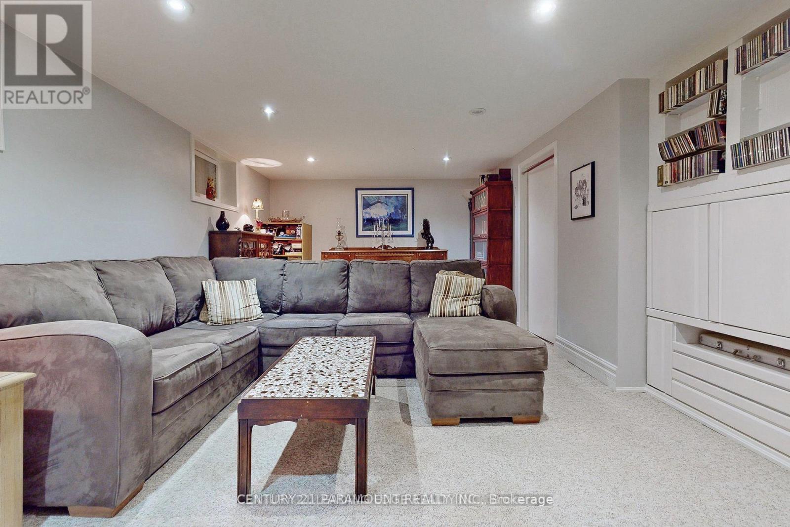 8 Waterfield Drive, Toronto, Ontario  M1P 3W5 - Photo 31 - E12880346