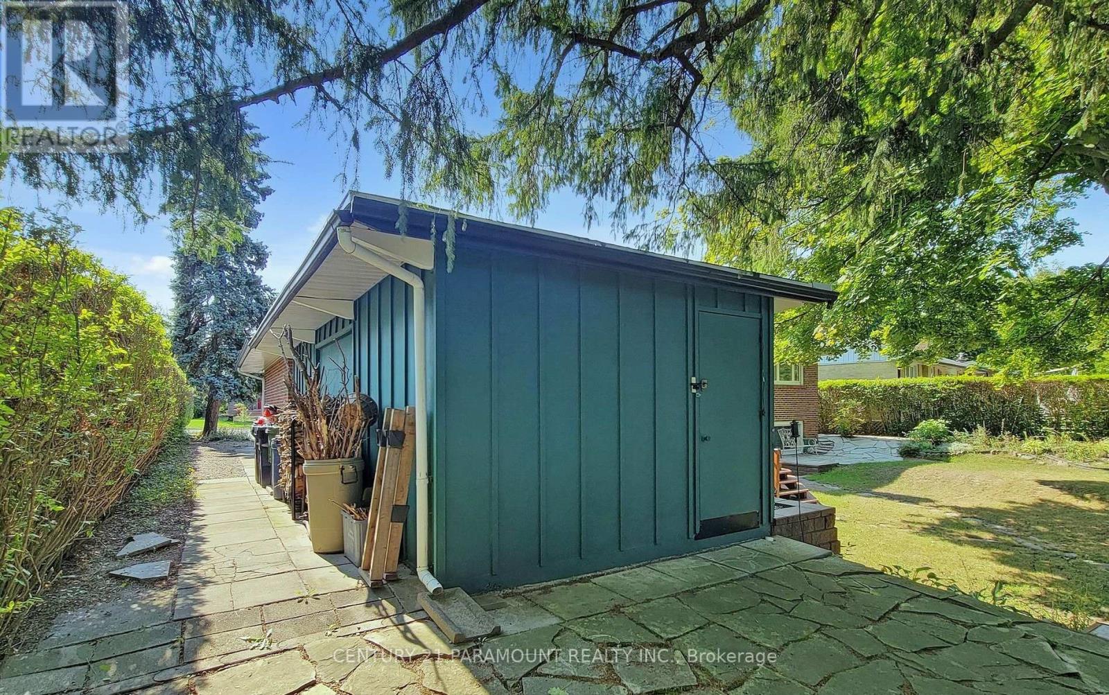 8 Waterfield Drive, Toronto, Ontario  M1P 3W5 - Photo 36 - E12880346