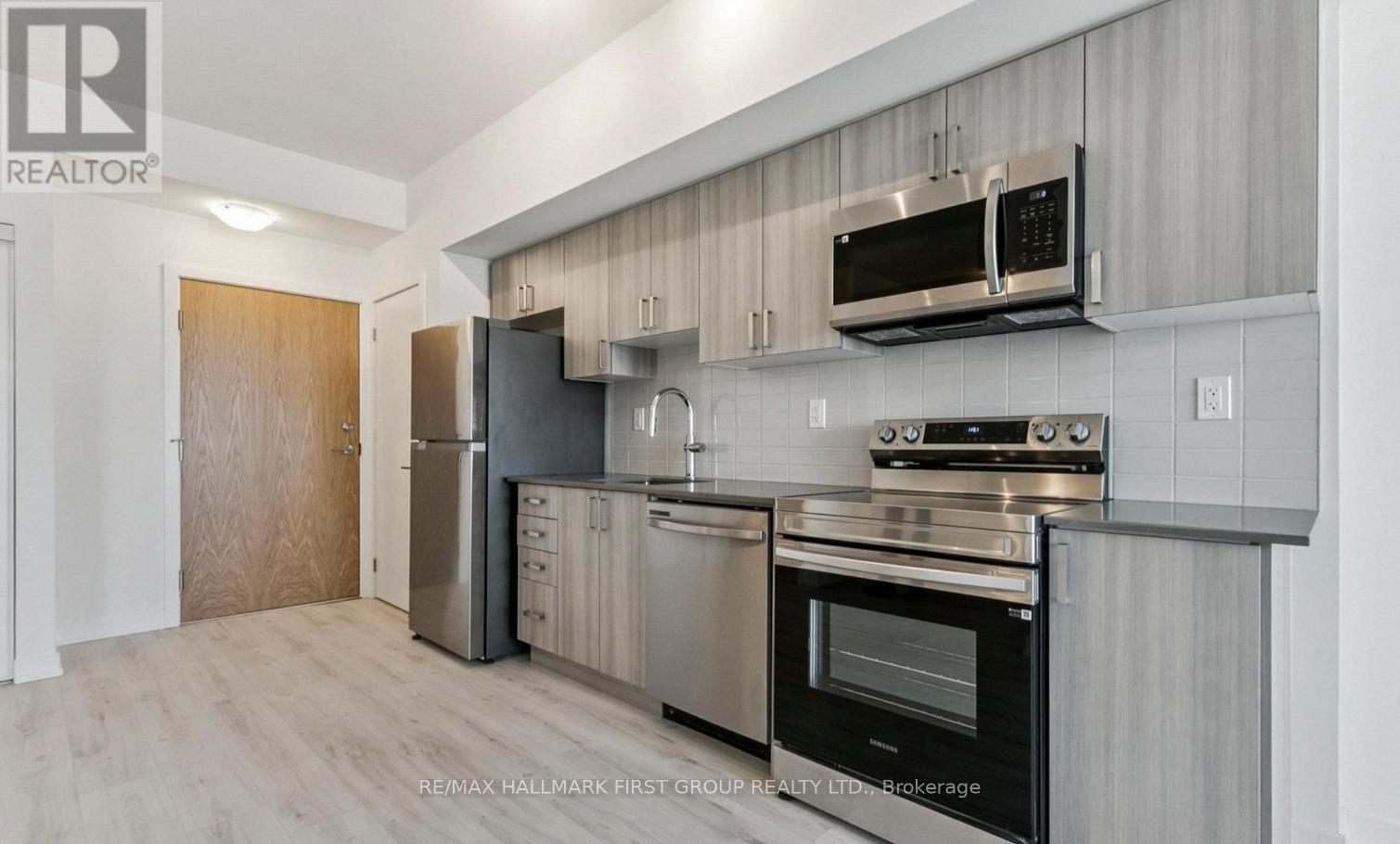 1701 - 1435 Celebration Drive, Pickering, Ontario  L1W 0C4 - Photo 7 - E12880372