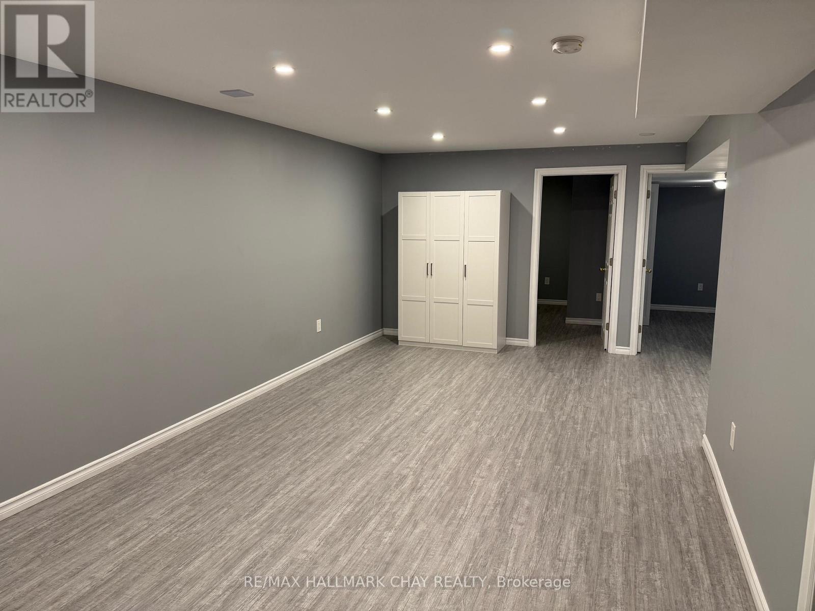 Lower - 77 Cowan Avenue, New Tecumseth, Ontario  L9R 2E8 - Photo 2 - N12880300