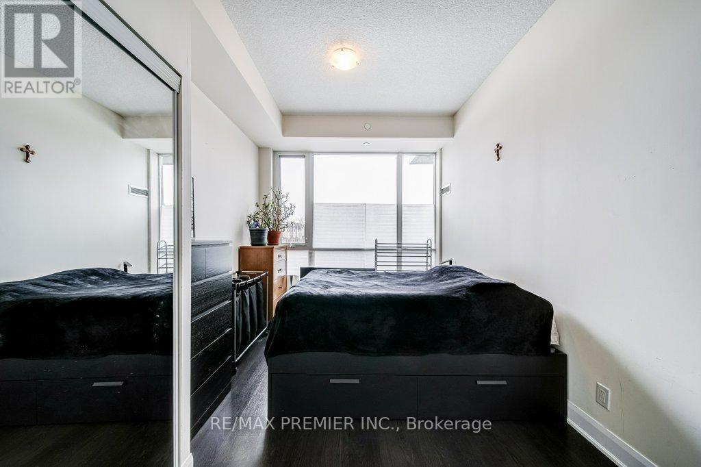 209 - 4700 Highway 7 Road, Vaughan, Ontario  L4L 0B4 - Photo 11 - N12880336