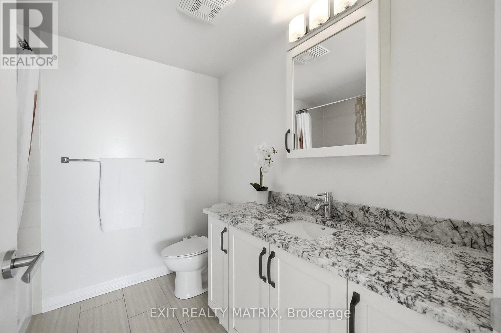 2803 - 195 Besserer Street, Ottawa, Ontario  K1N 0B6 - Photo 16 - X12708290