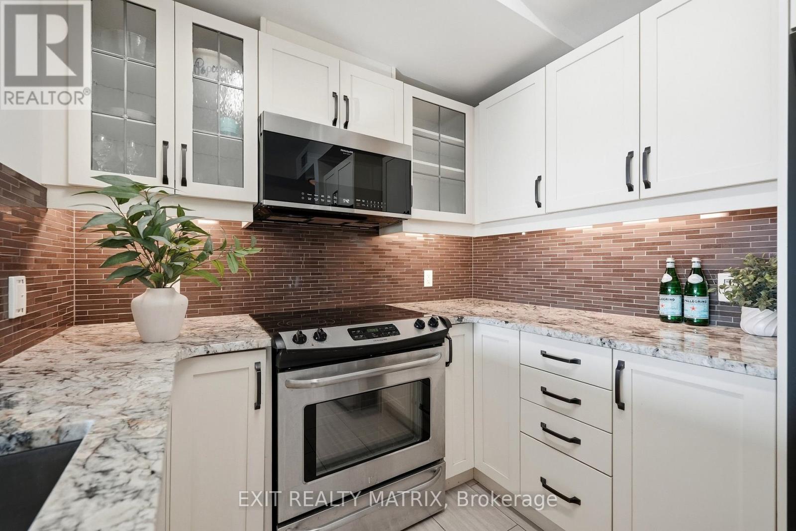 2803 - 195 Besserer Street, Ottawa, Ontario  K1N 0B6 - Photo 7 - X12708290