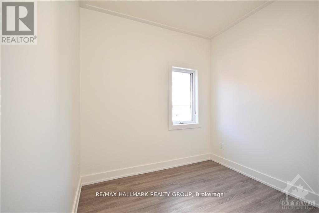 4 - 368 Chapel Street, Ottawa, Ontario  K1N 7Z6 - Photo 23 - X12844362
