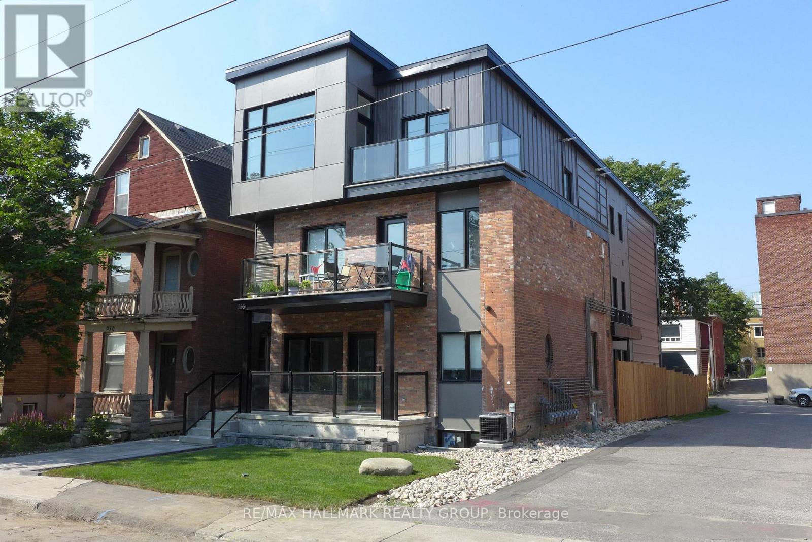 4 - 368 Chapel Street, Ottawa, Ontario  K1N 7Z6 - Photo 3 - X12844362