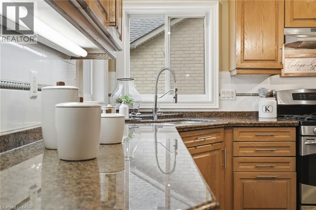 39 Winegarden Trail, Dundas, Ontario  L9H 7M1 - Photo 14 - 40805998