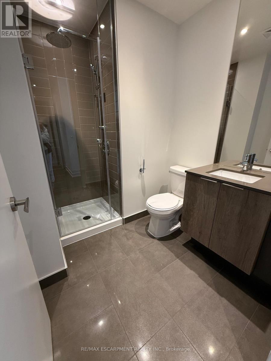 2611 - 448 Burnhamthorpe Road W, Mississauga (City Centre), Ontario  L5B 4M6 - Photo 8 - W12880254