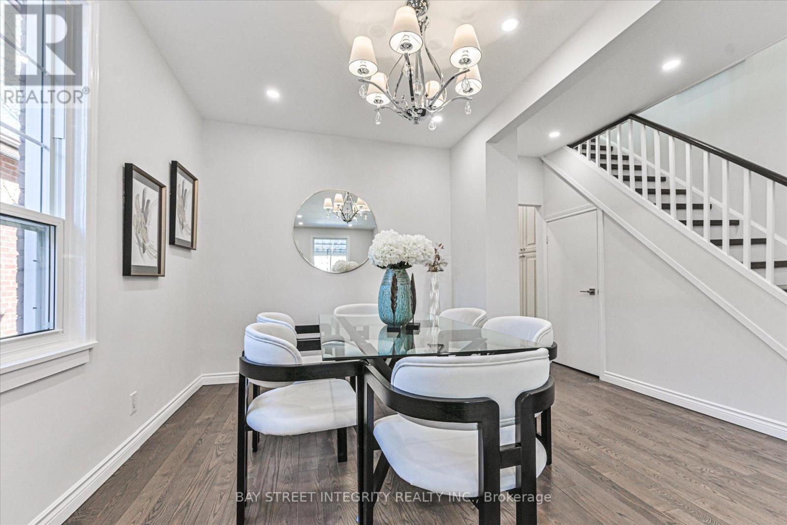 99 Symons Street, Toronto (Mimico), Ontario  M8V 1V1 - Photo 10 - W12880258