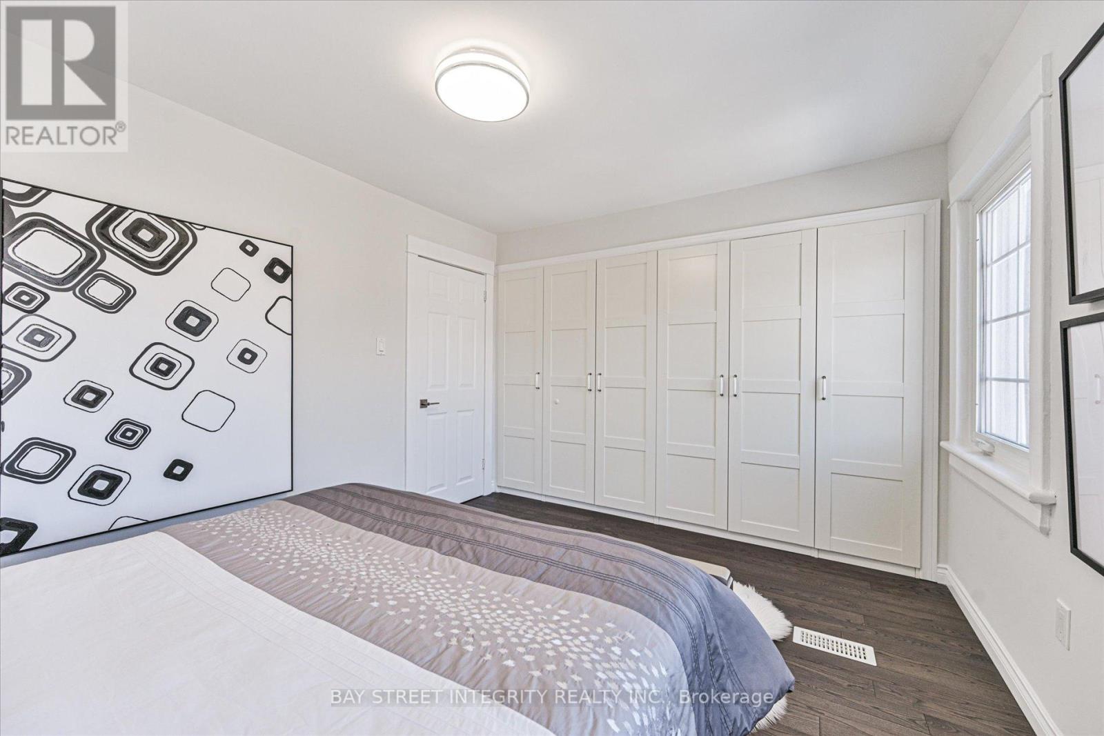 99 Symons Street, Toronto (Mimico), Ontario  M8V 1V1 - Photo 21 - W12880258