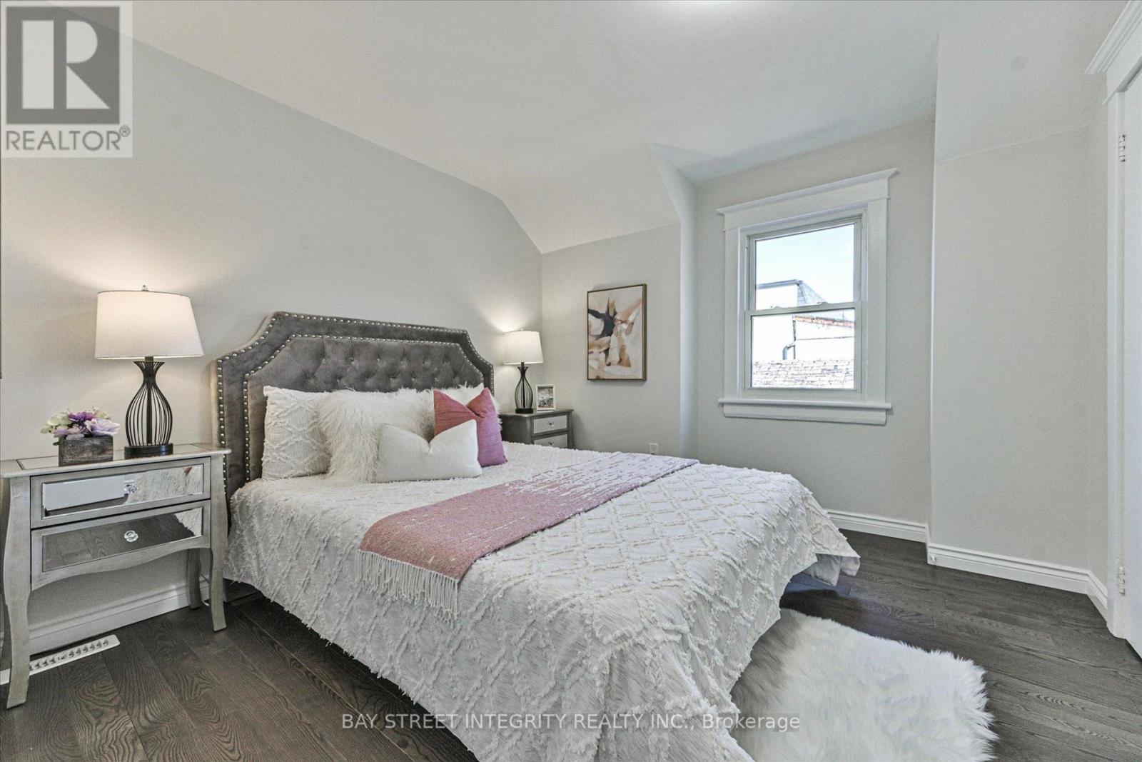99 Symons Street, Toronto (Mimico), Ontario  M8V 1V1 - Photo 23 - W12880258
