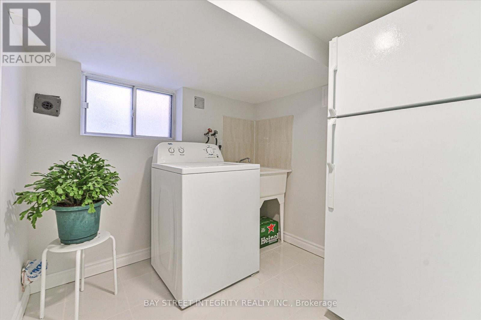 99 Symons Street, Toronto (Mimico), Ontario  M8V 1V1 - Photo 29 - W12880258