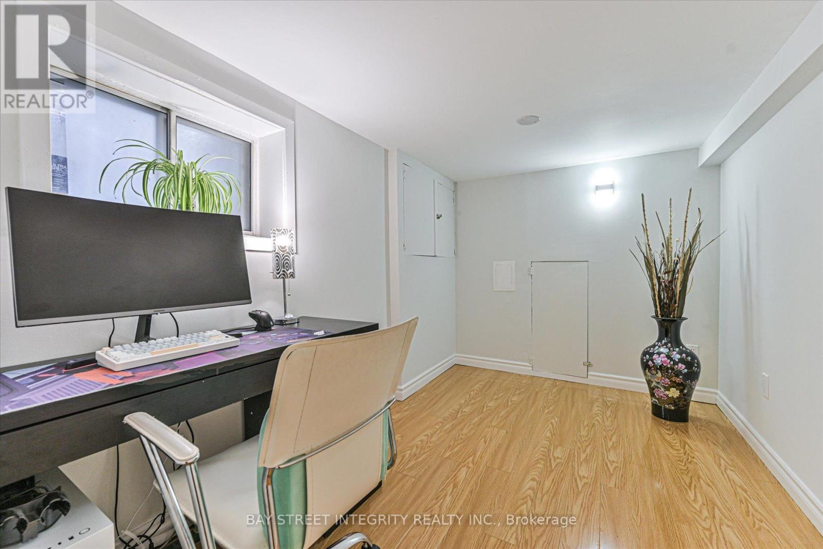 99 Symons Street, Toronto (Mimico), Ontario  M8V 1V1 - Photo 31 - W12880258