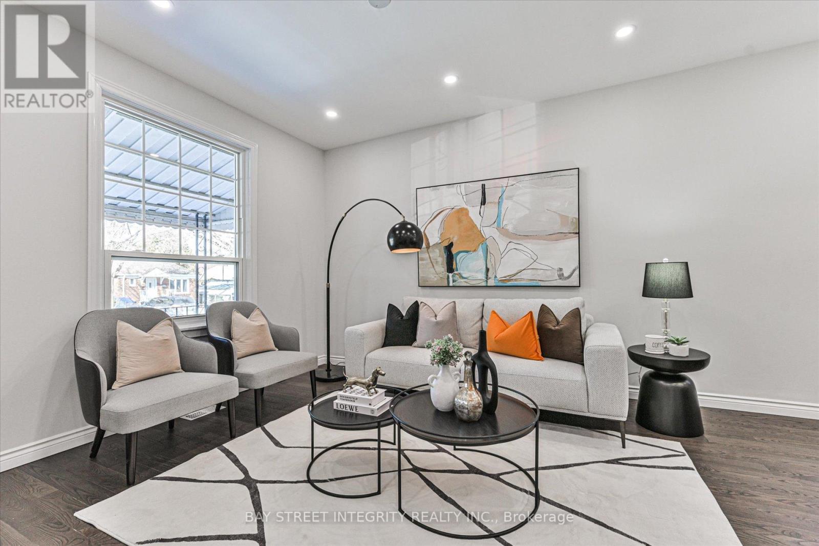 99 Symons Street, Toronto (Mimico), Ontario  M8V 1V1 - Photo 6 - W12880258