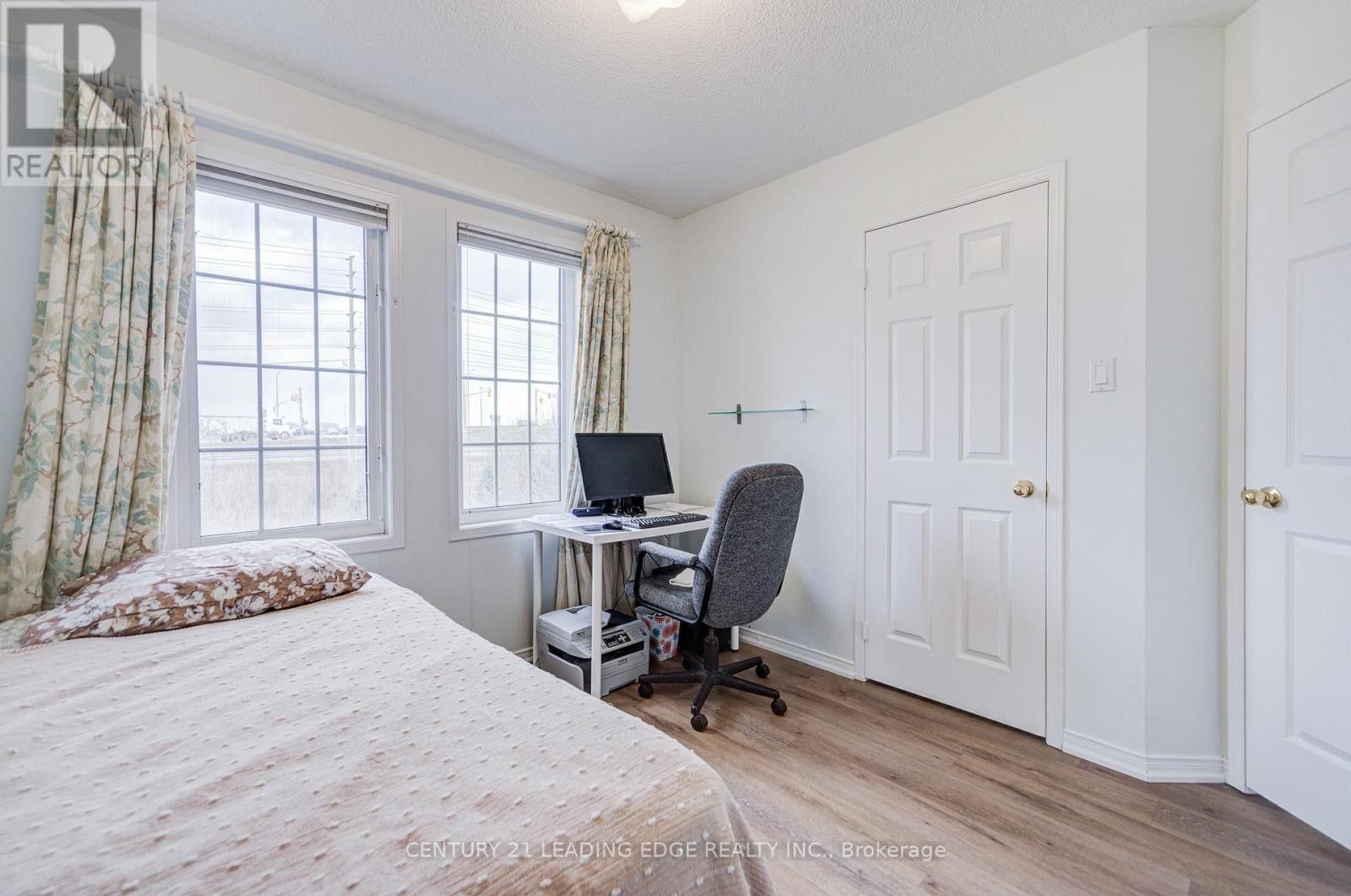 6604 Opera Glass Crescent, Mississauga, Ontario  L5W 1R8 - Photo 28 - W12880274