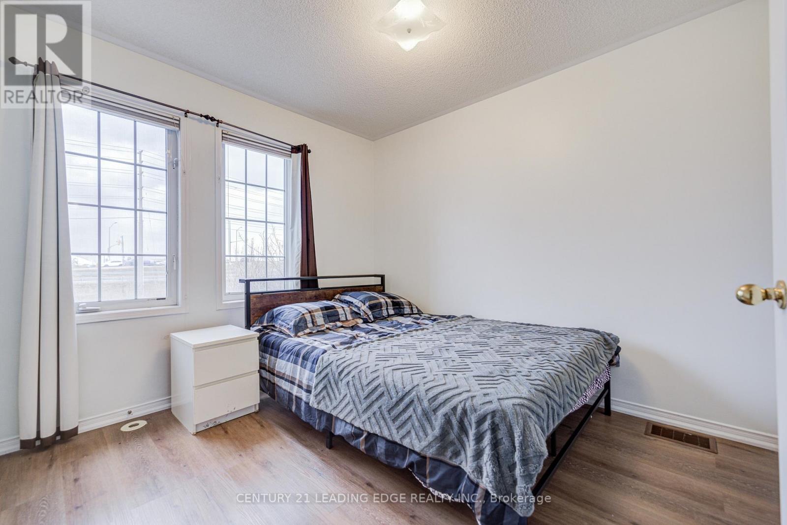 6604 Opera Glass Crescent, Mississauga, Ontario  L5W 1R8 - Photo 29 - W12880274