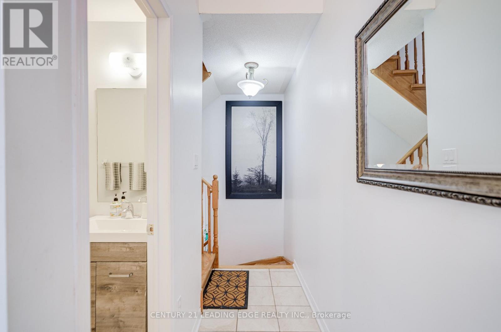 6604 Opera Glass Crescent, Mississauga, Ontario  L5W 1R8 - Photo 8 - W12880274