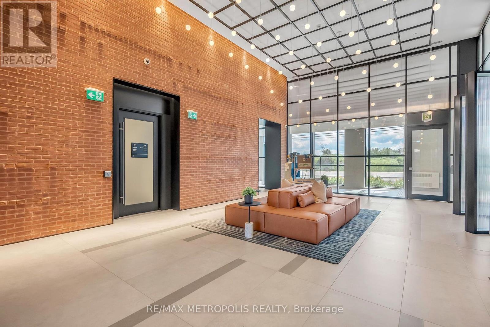 406 - 3220 William Coltson Avenue, Oakville (Jm Joshua Meadows), Ontario  L6H 7X9 - Photo 3 - W12880296