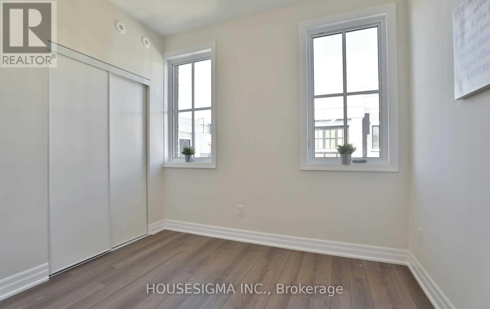 502 - 657 Cricklewood Drive, Mississauga (Mineola), Ontario  L5G 0B8 - Photo 21 - W12880314