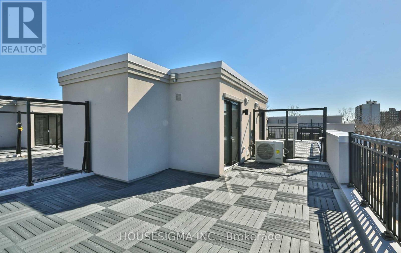 502 - 657 Cricklewood Drive, Mississauga (Mineola), Ontario  L5G 0B8 - Photo 29 - W12880314