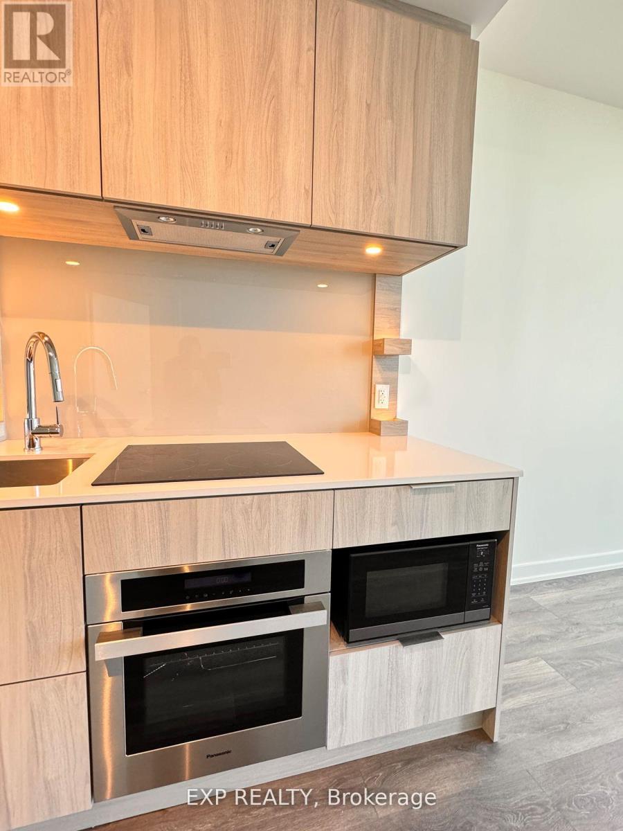 605 - 28 Ann Street, Mississauga (Port Credit), Ontario  L5G 3G1 - Photo 11 - W12880334