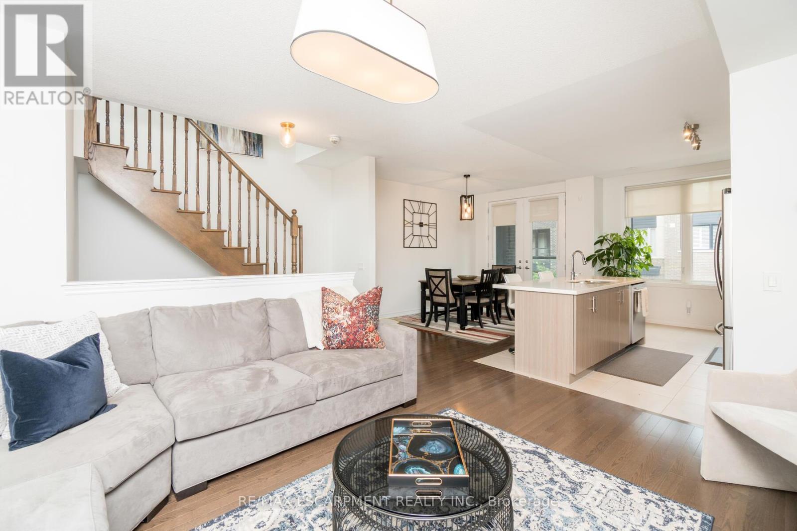 3036 Silvertip Common Crescent, Oakville, Ontario  L6H 0R8 - Photo 10 - W12880348