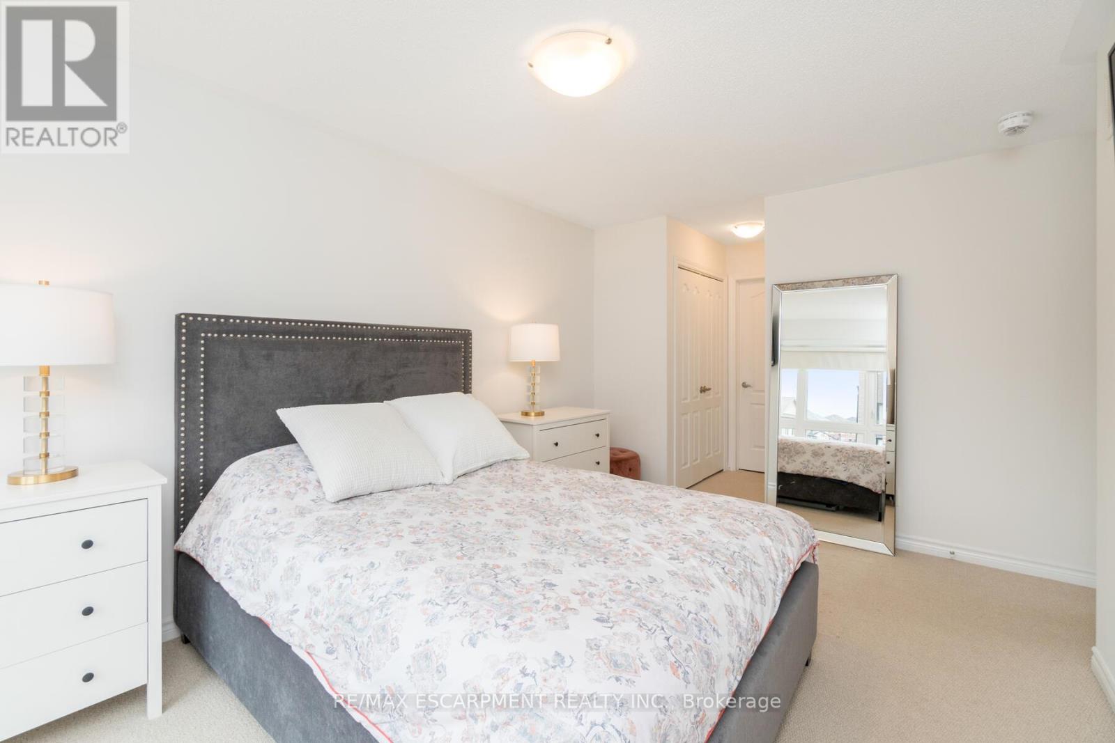 3036 Silvertip Common Crescent, Oakville, Ontario  L6H 0R8 - Photo 21 - W12880348