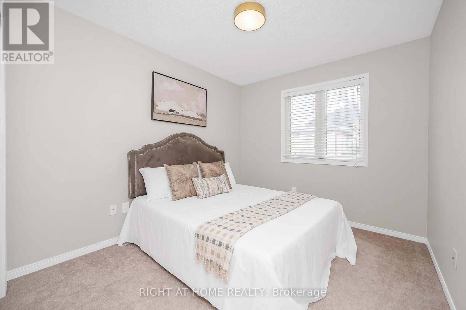 107 Bernard Avenue, Brampton (Fletcher's Creek South), Ontario  L6Y 5S9 - Photo 19 - W12880354