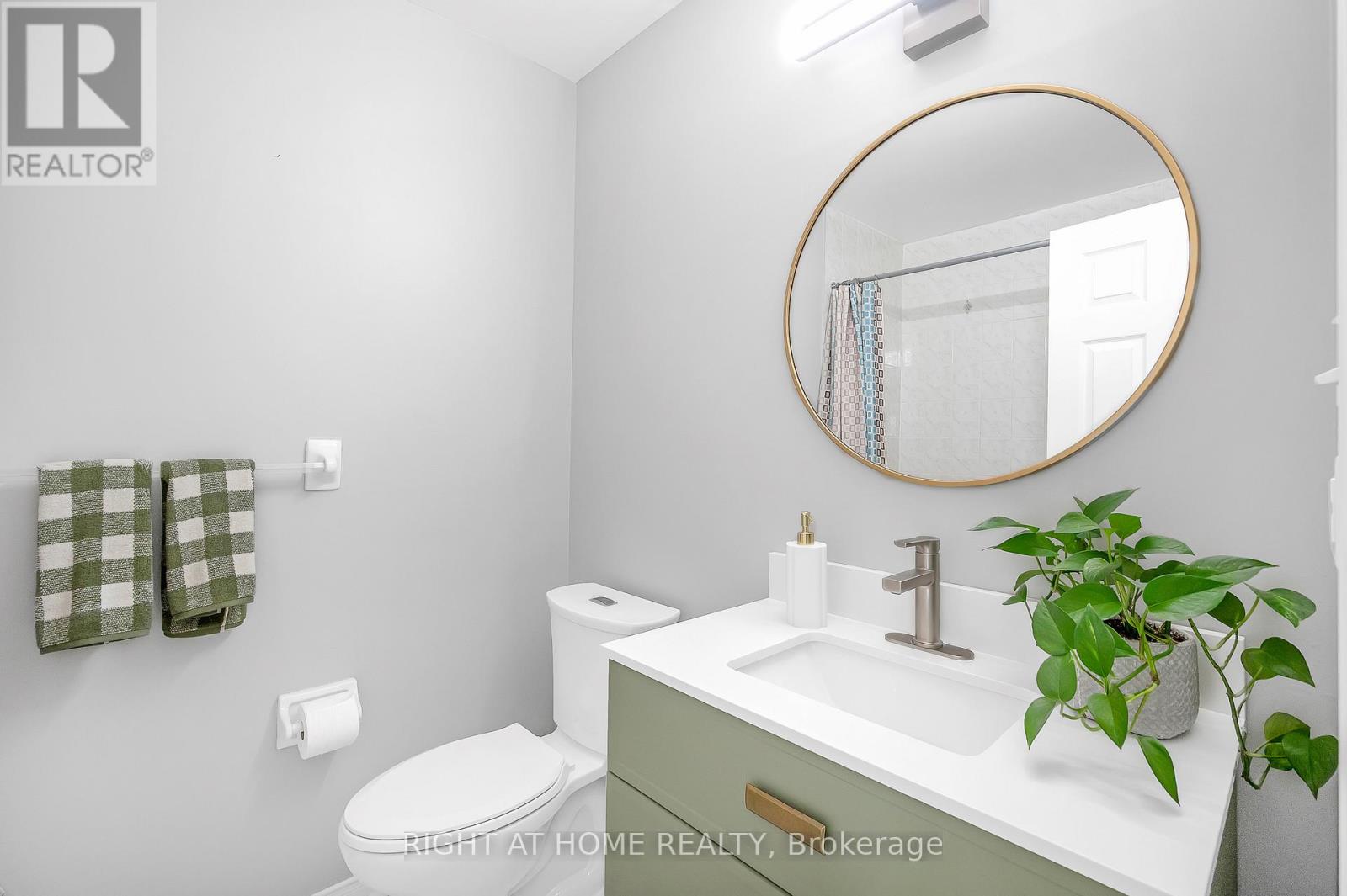 107 Bernard Avenue, Brampton (Fletcher's Creek South), Ontario  L6Y 5S9 - Photo 21 - W12880354