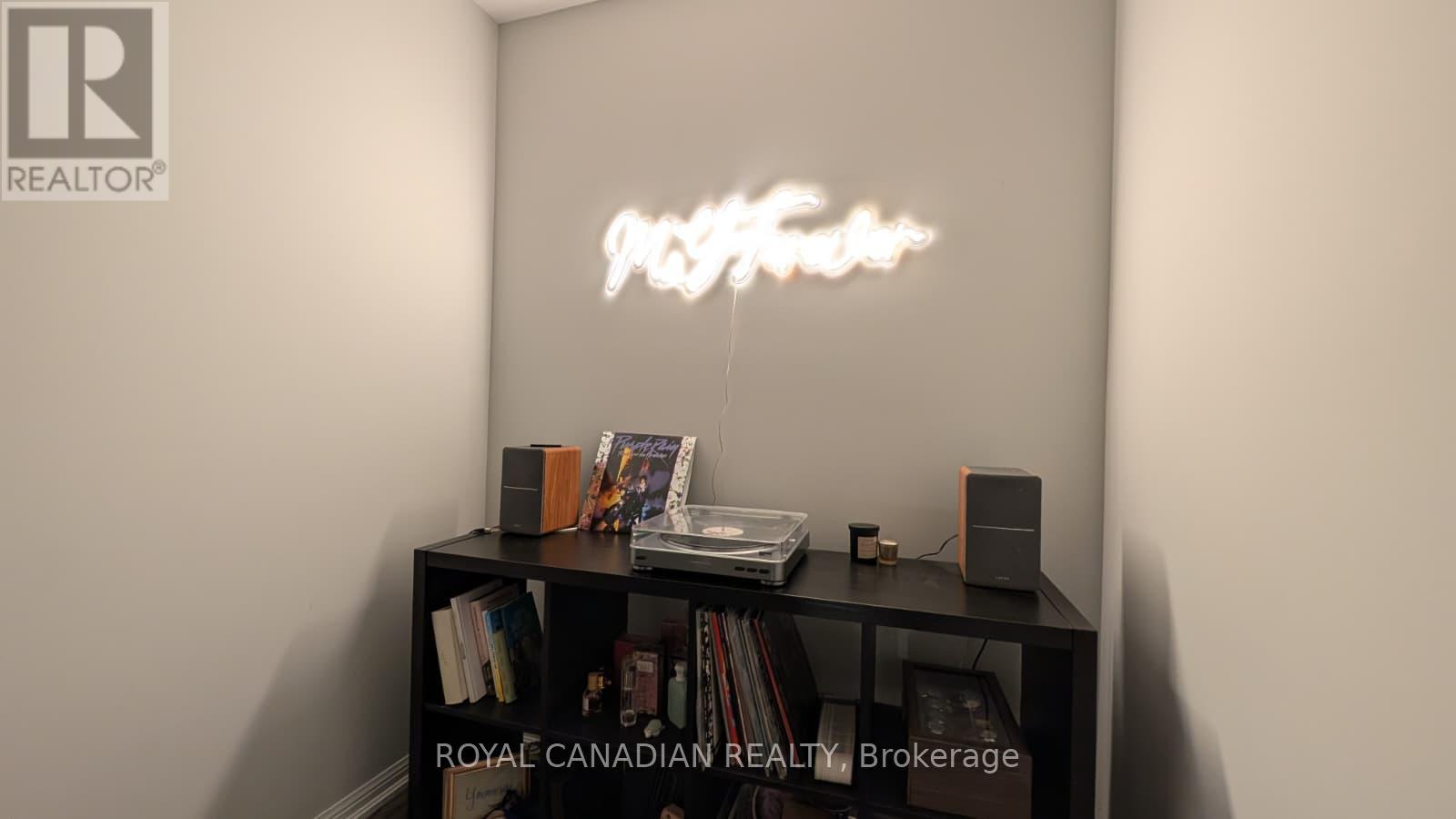 24 Midhope Way, Brampton (Fletcher's West), Ontario  L6Y 5W6 - Photo 17 - W12880386