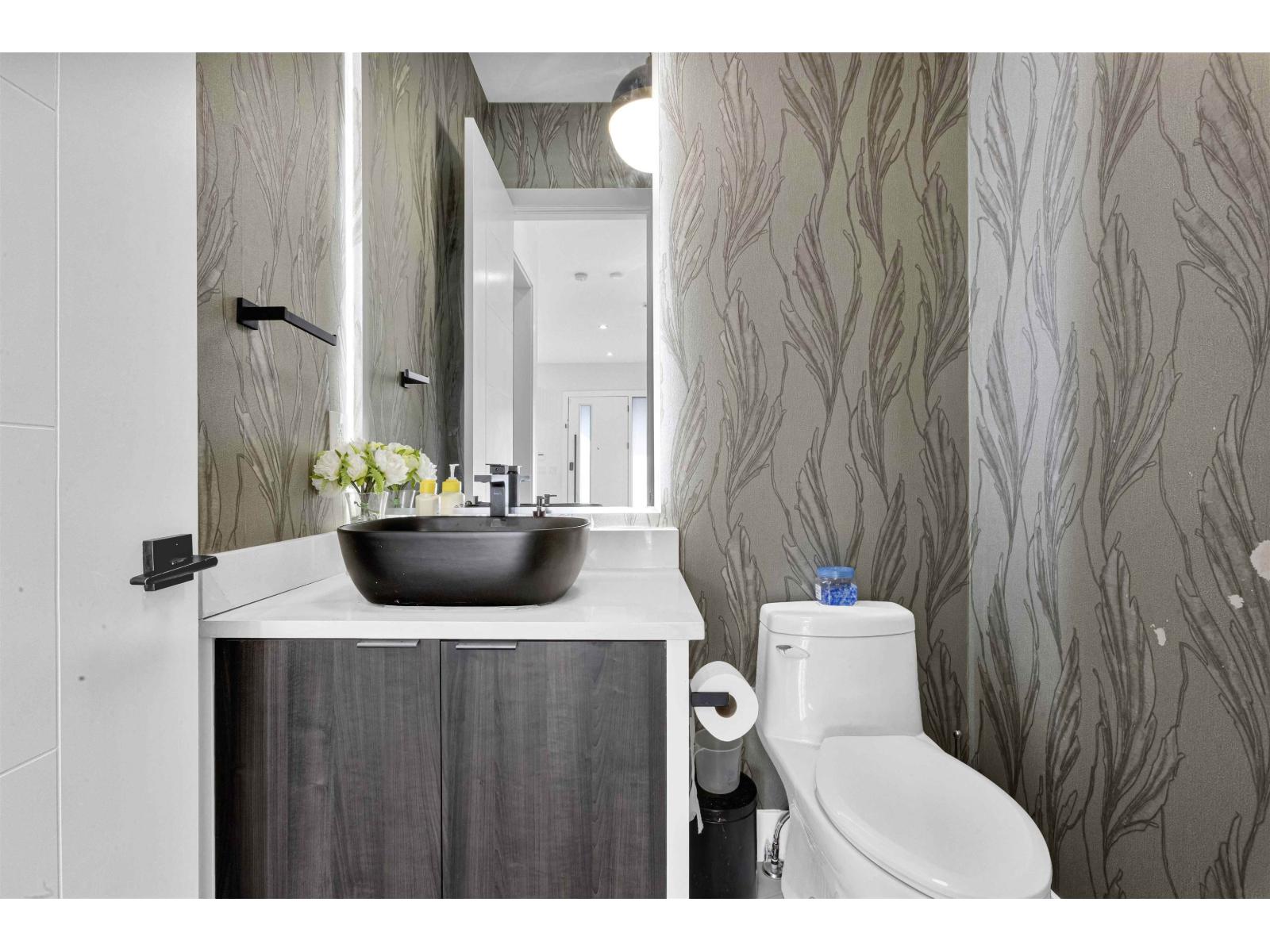 16775 18b Avenue, Surrey, British Columbia  V3Z 1A2 - Photo 16 - R3099116