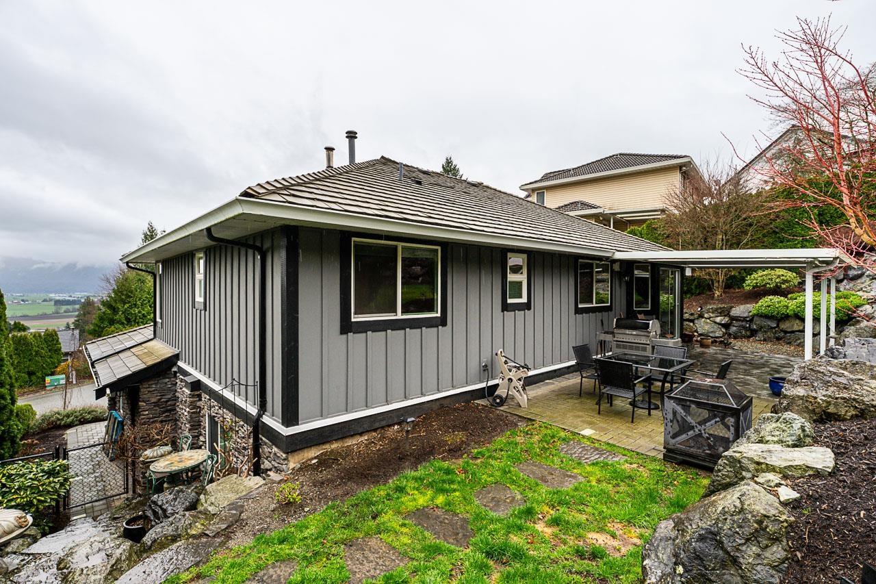 2259 Mountain Drive, Abbotsford, British Columbia  V3G 1E4 - Photo 32 - R3098239