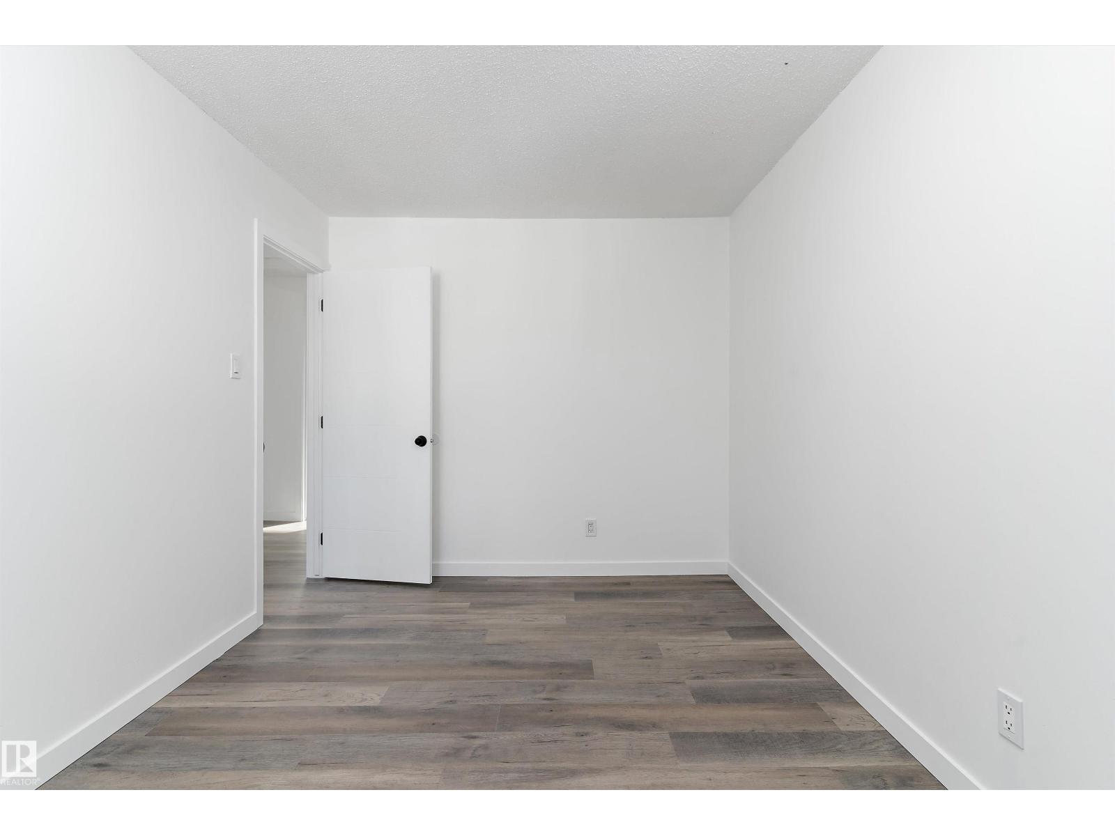 Unknown Address, ,     - Photo 20 - E4477119