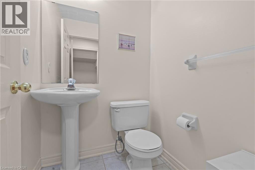 148 Littlewood Drive, Oakville, Ontario  L6H 6T7 - Photo 8 - 40812092