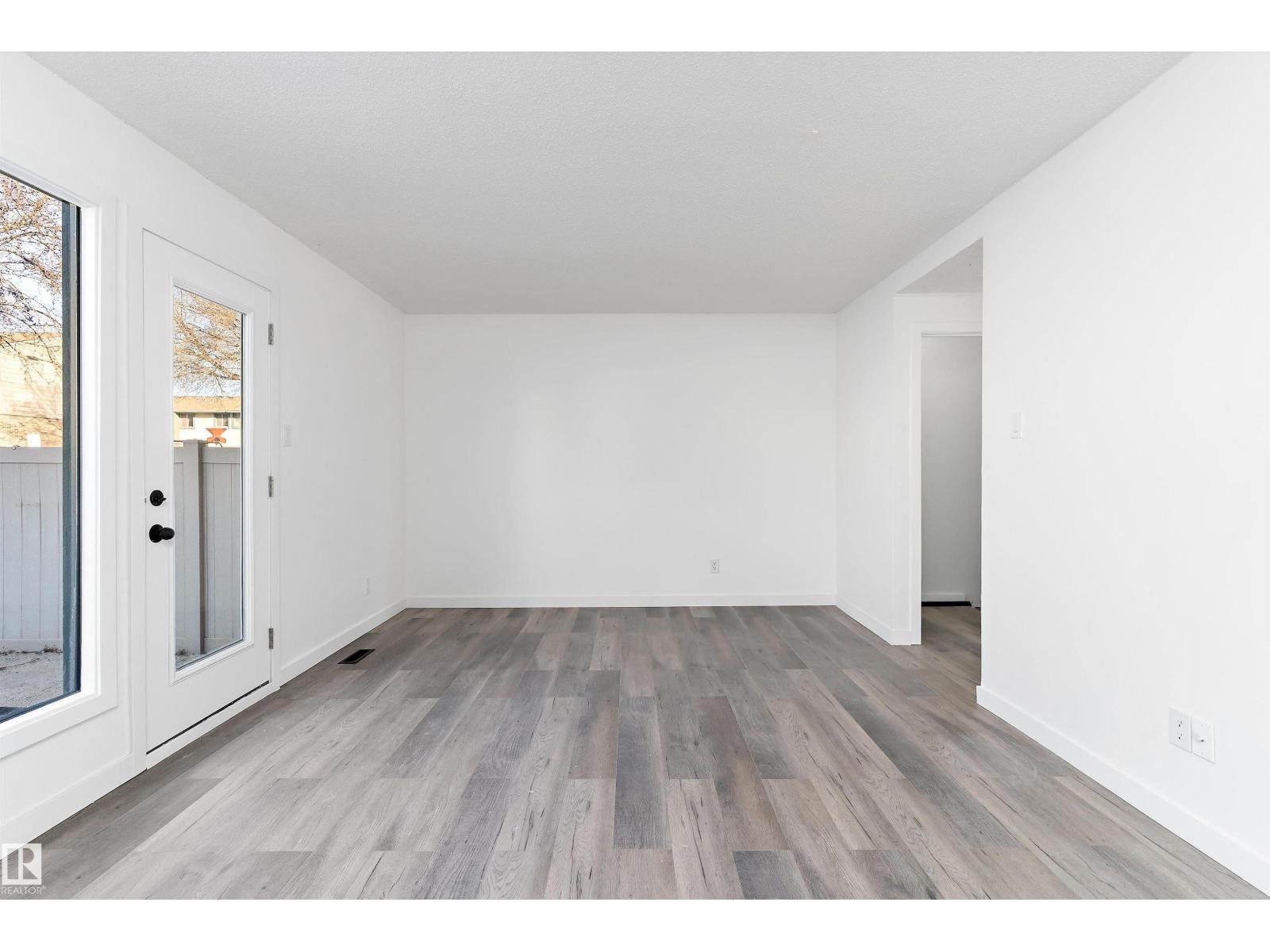 Unknown Address, ,     - Photo 10 - E4477119