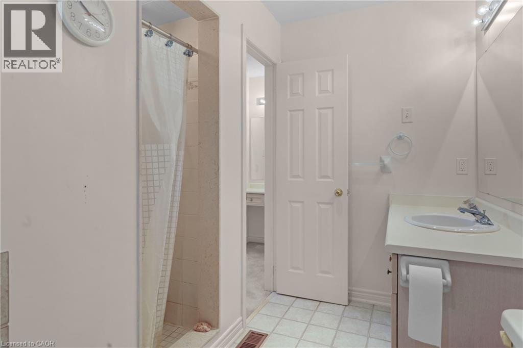 148 Littlewood Drive, Oakville, Ontario  L6H 6T7 - Photo 26 - 40812092