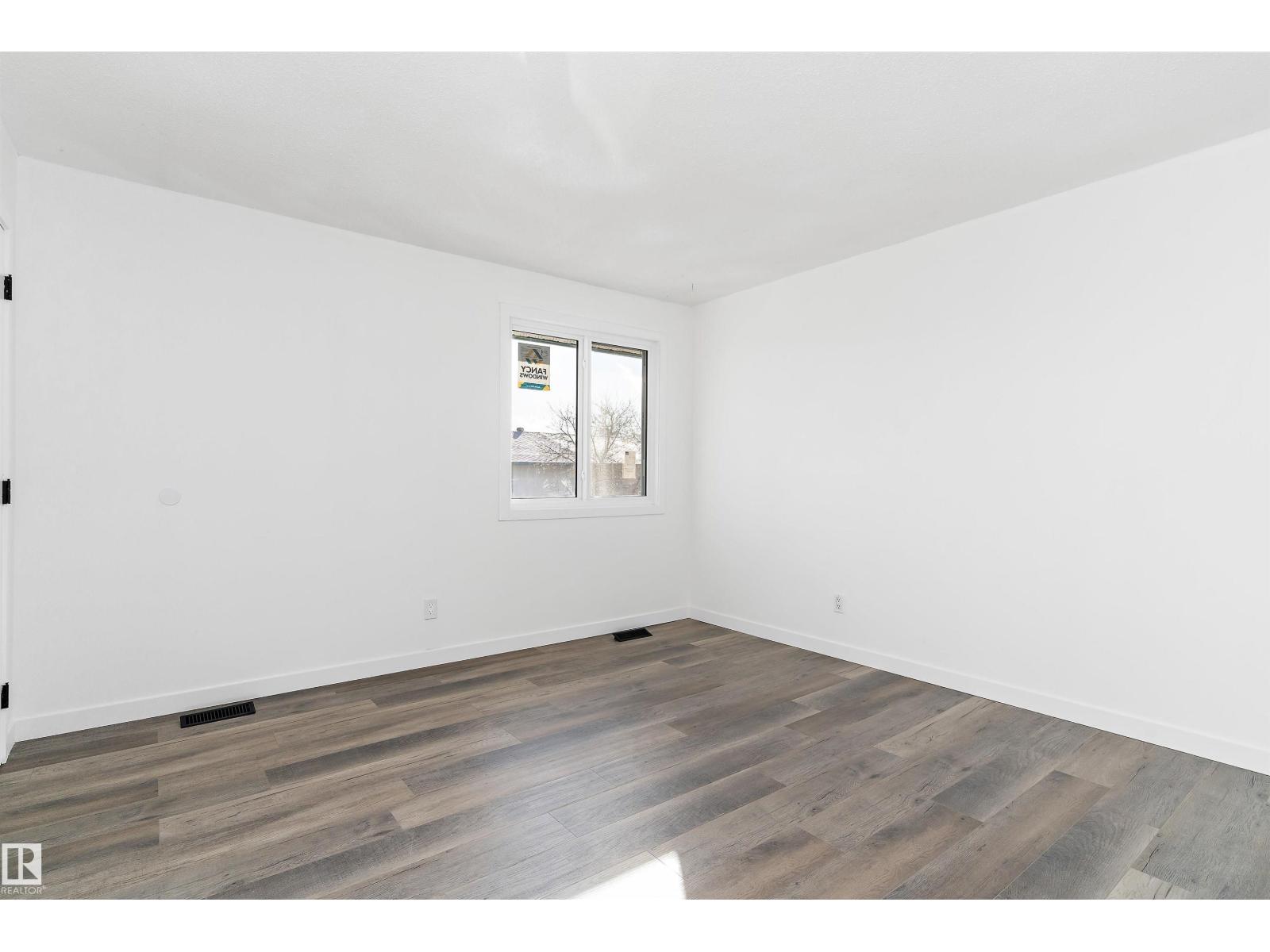 Unknown Address, ,     - Photo 15 - E4477119