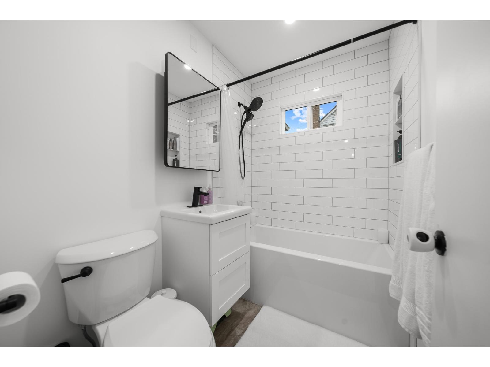 32939 10 Avenue, Mission, British Columbia  V2V 2K2 - Photo 14 - R3099282