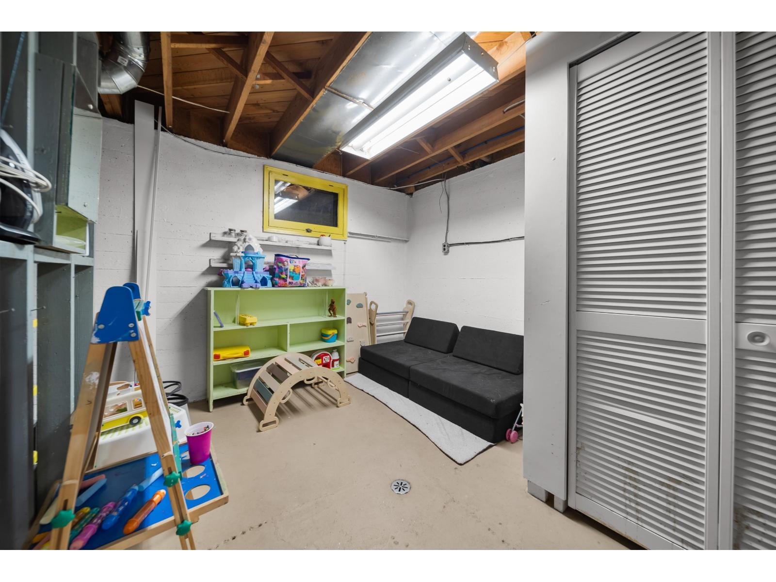 32939 10 Avenue, Mission, British Columbia  V2V 2K2 - Photo 24 - R3099282