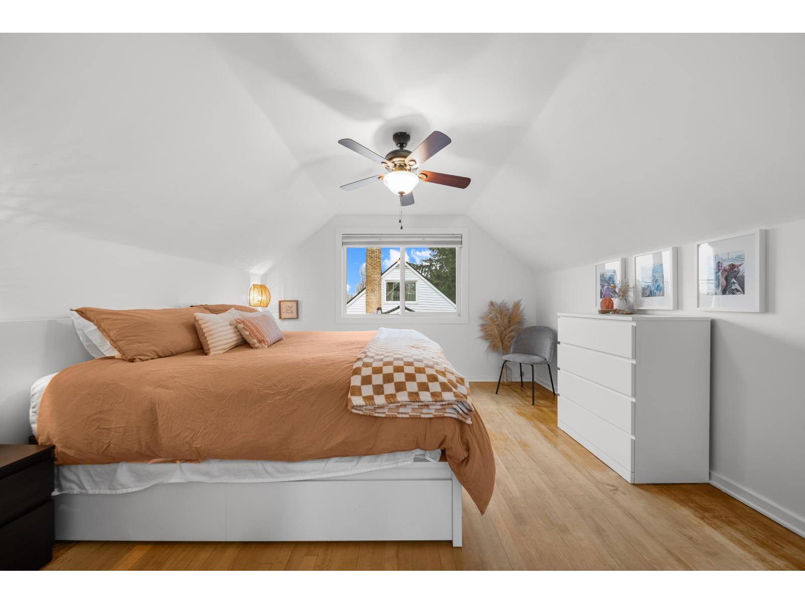 32939 10 Avenue, Mission, British Columbia  V2V 2K2 - Photo 16 - R3099282