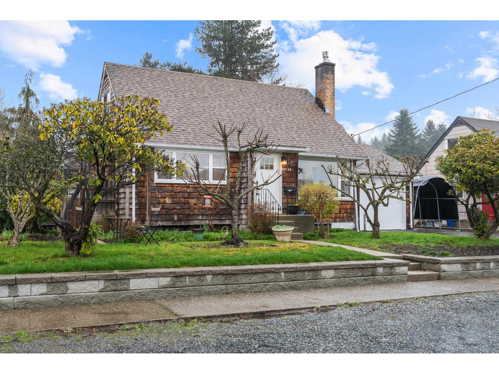 32939 10 Avenue, Mission, British Columbia  V2V 2K2 - Photo 32 - R3099282