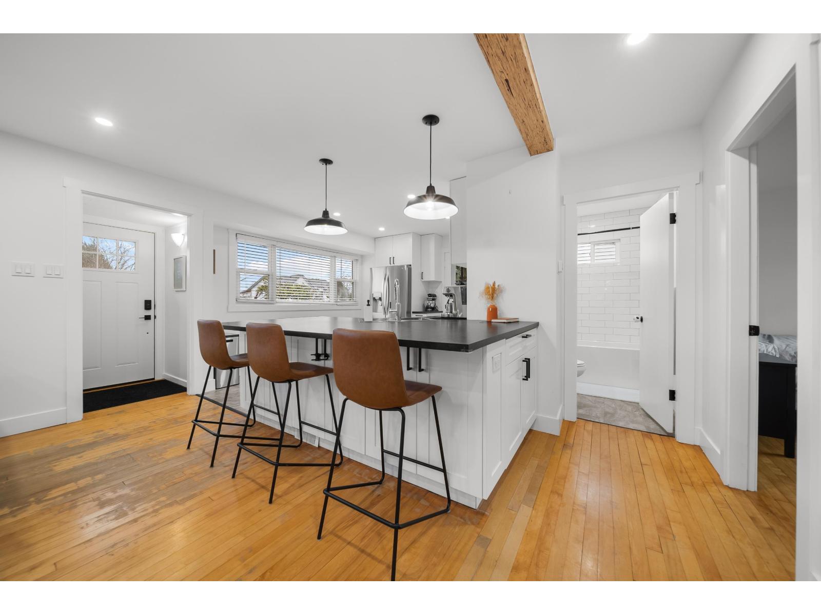 32939 10 Avenue, Mission, British Columbia  V2V 2K2 - Photo 13 - R3099282