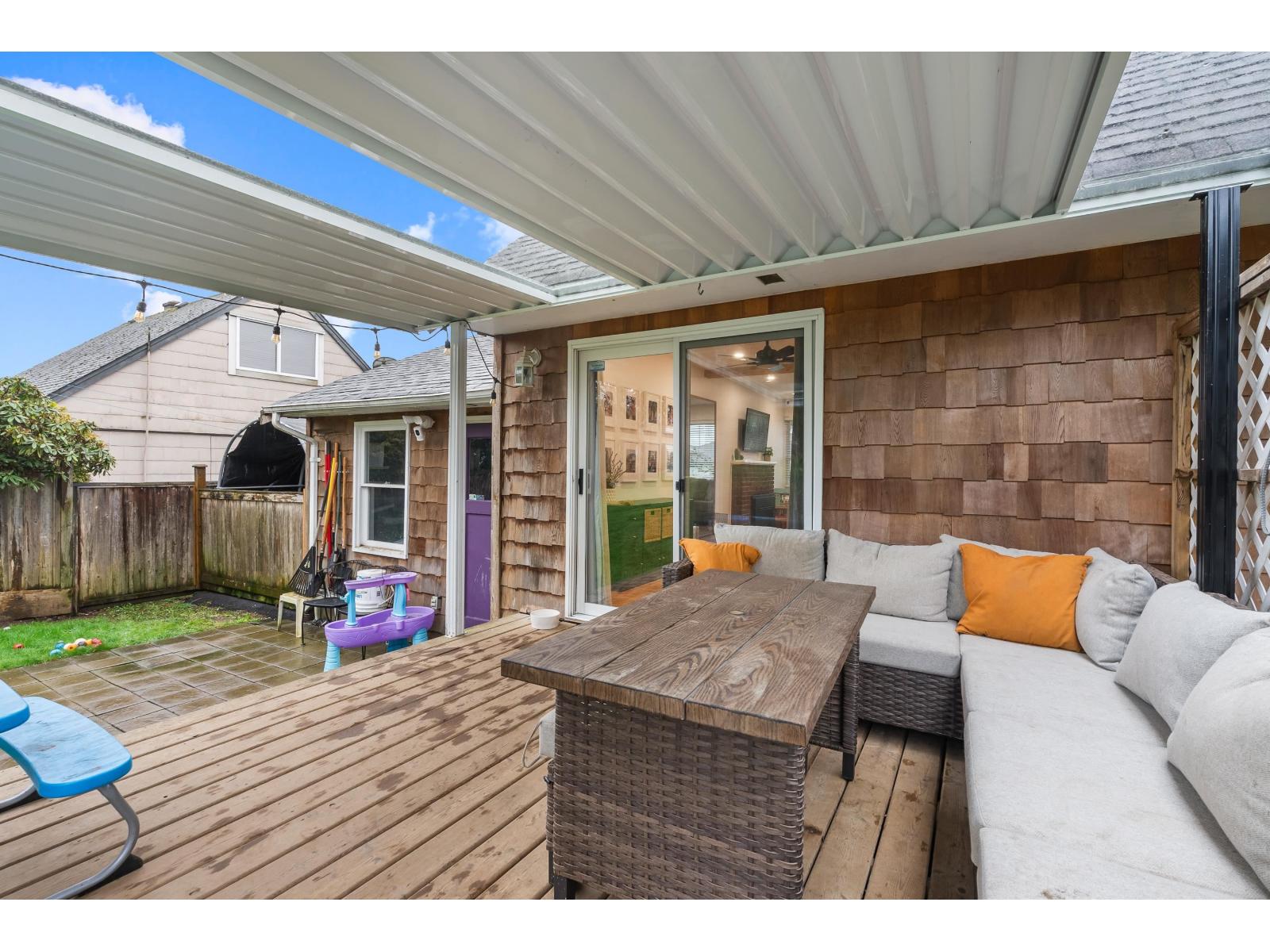 32939 10 Avenue, Mission, British Columbia  V2V 2K2 - Photo 26 - R3099282