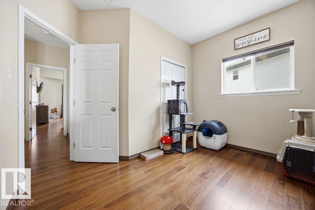 9007 166 Av Nw, Edmonton, Alberta  T5Z 3H5 - Photo 15 - E4477334